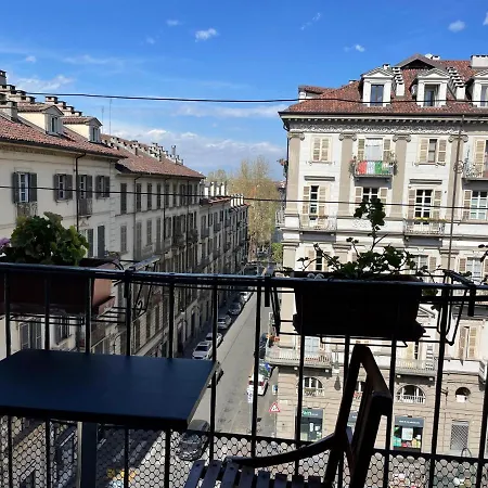 Centro Storico Torino, Posto Auto E Ascensore, Casa Di Charme